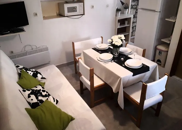 בית נופש Mara *